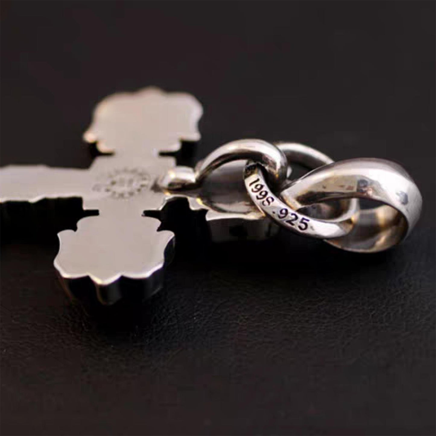 Halskettenanhänger im Chrome Hearts-Stil, mittlerer Gothic-Kreuz-Anhänger, Sterling-Silber-Punk-Statement-Charm