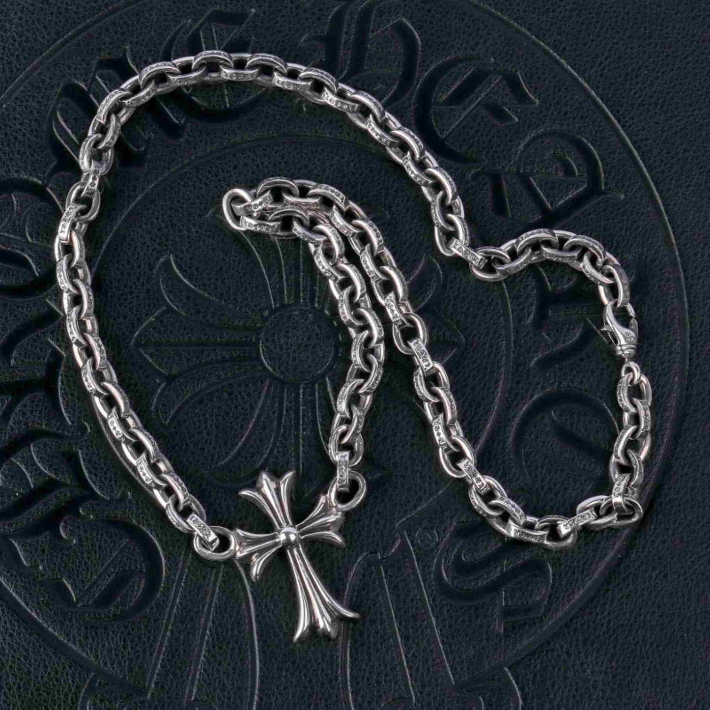 Chrome Hearts 8mm Paper Chain Cross Pendant Necklace, 925 Silver Letters Chunky Chain Necklaces