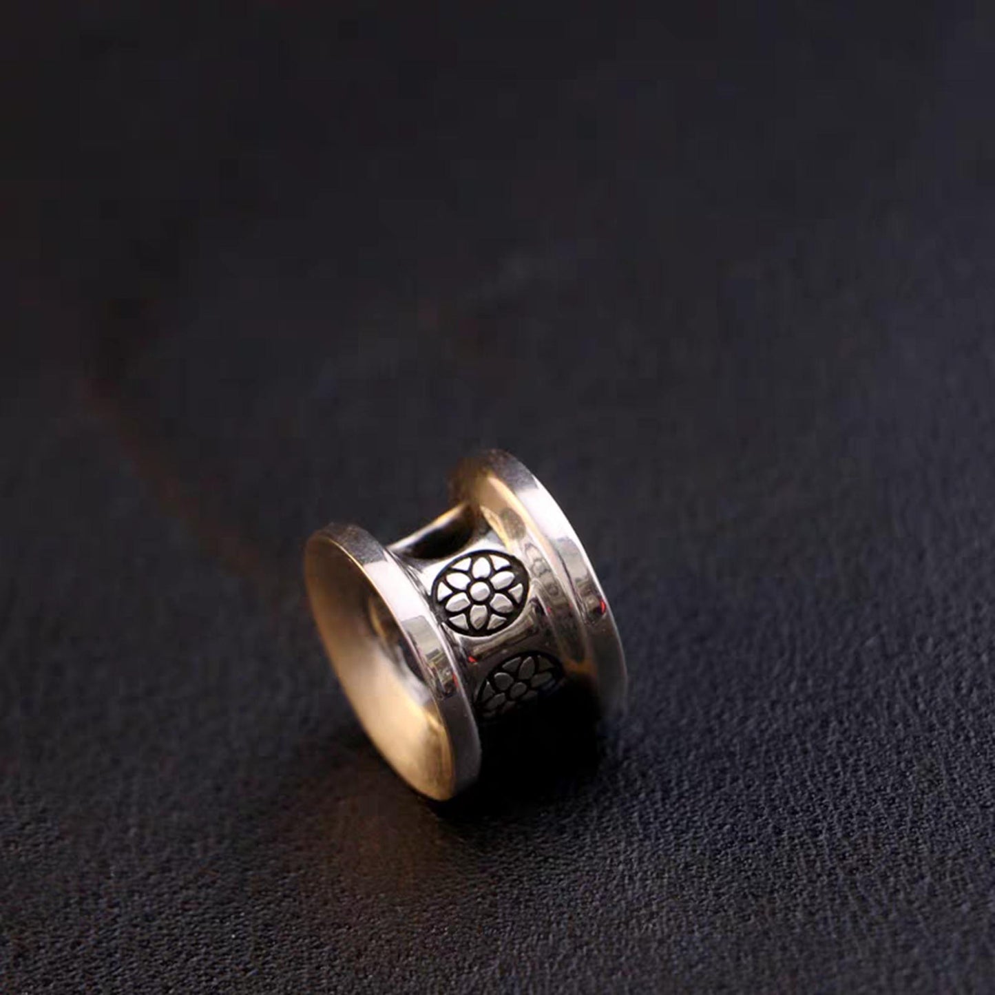 925 Silver Wheel Hub Pendant, Good Art Punk Statement Yo-Yo Charm Ball Chain Necklace